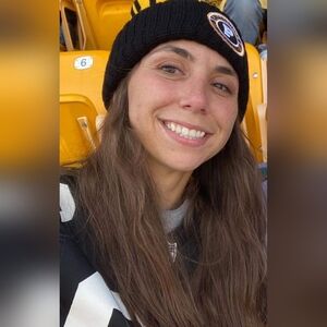 Meet your Posher, Alexis